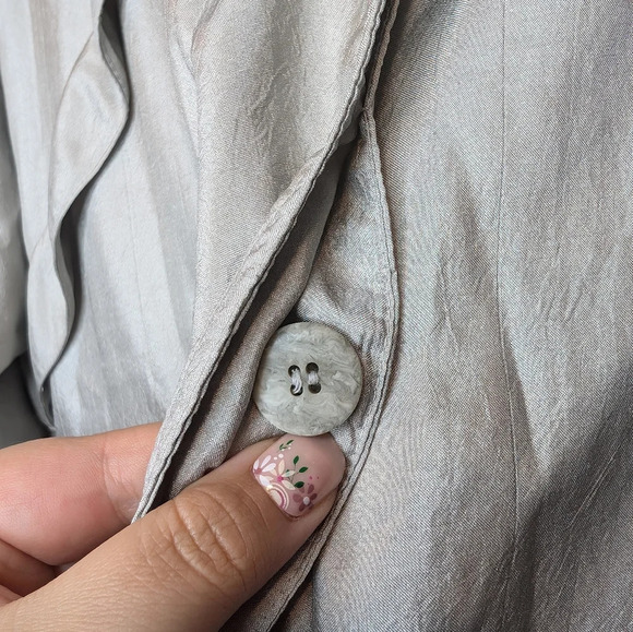 Vintage Town & Country Millennium Silver Sheen Button Front Trench Coat 9/10 - Picture 3 of 11